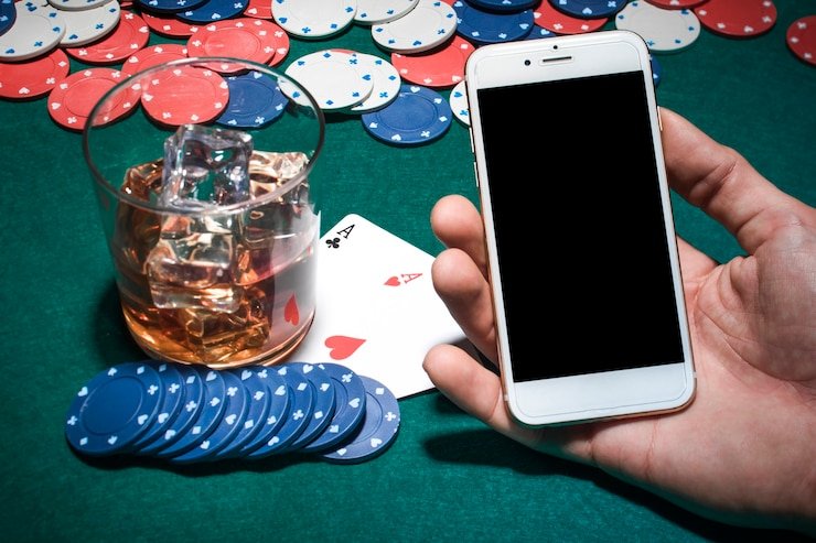 Perlindungan data dan privasi pengguna dalam platform hiburan sports dan casino idlix21